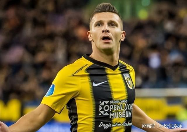 旧保持着高 旧保持着高