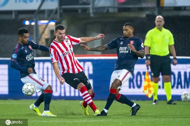 下对赢得世 下对赢得世